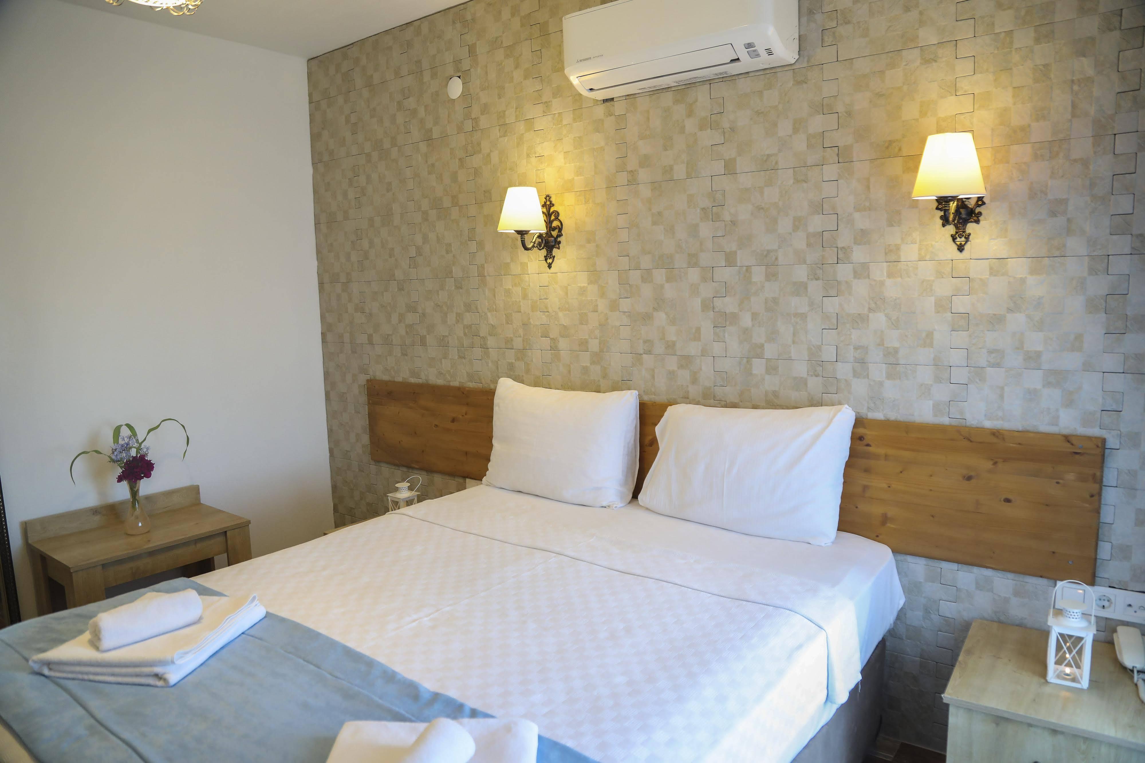Aksu Hotel Алачати Экстерьер фото