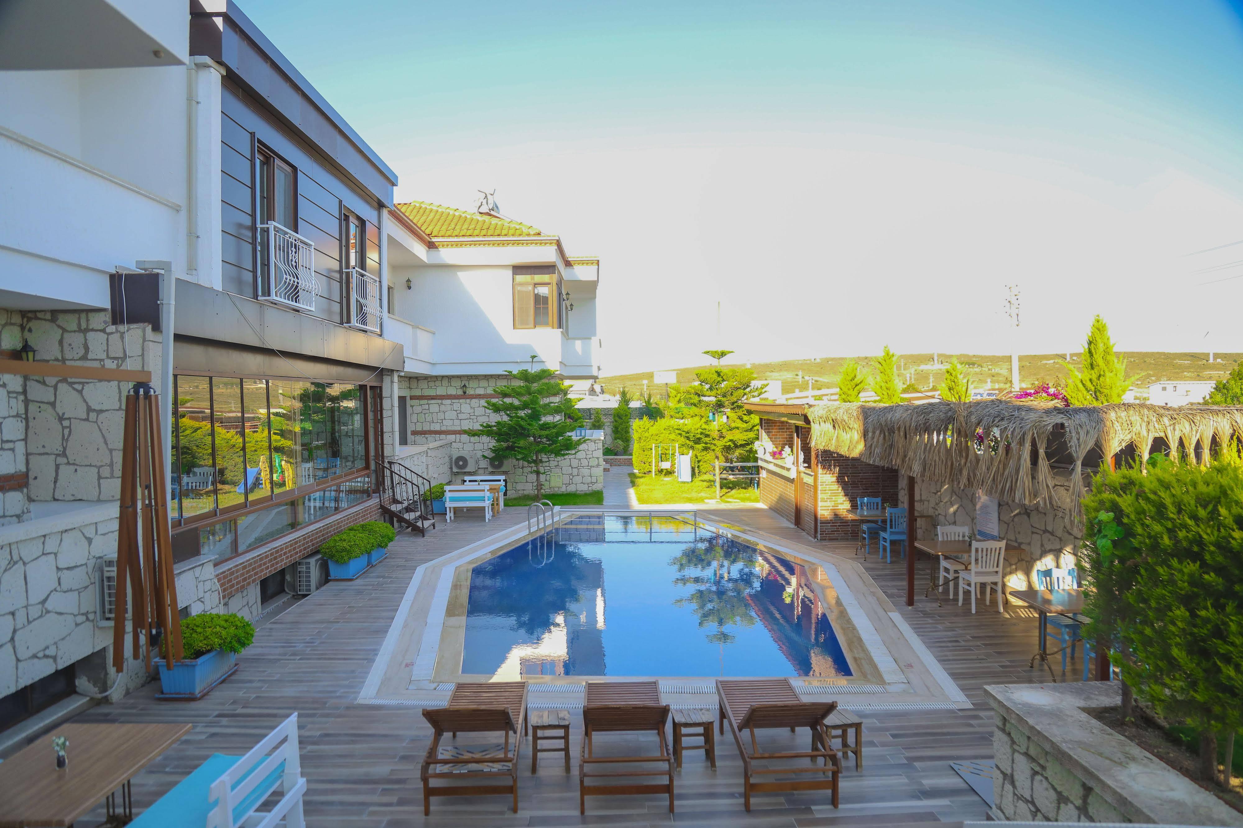 Aksu Hotel Алачати Экстерьер фото