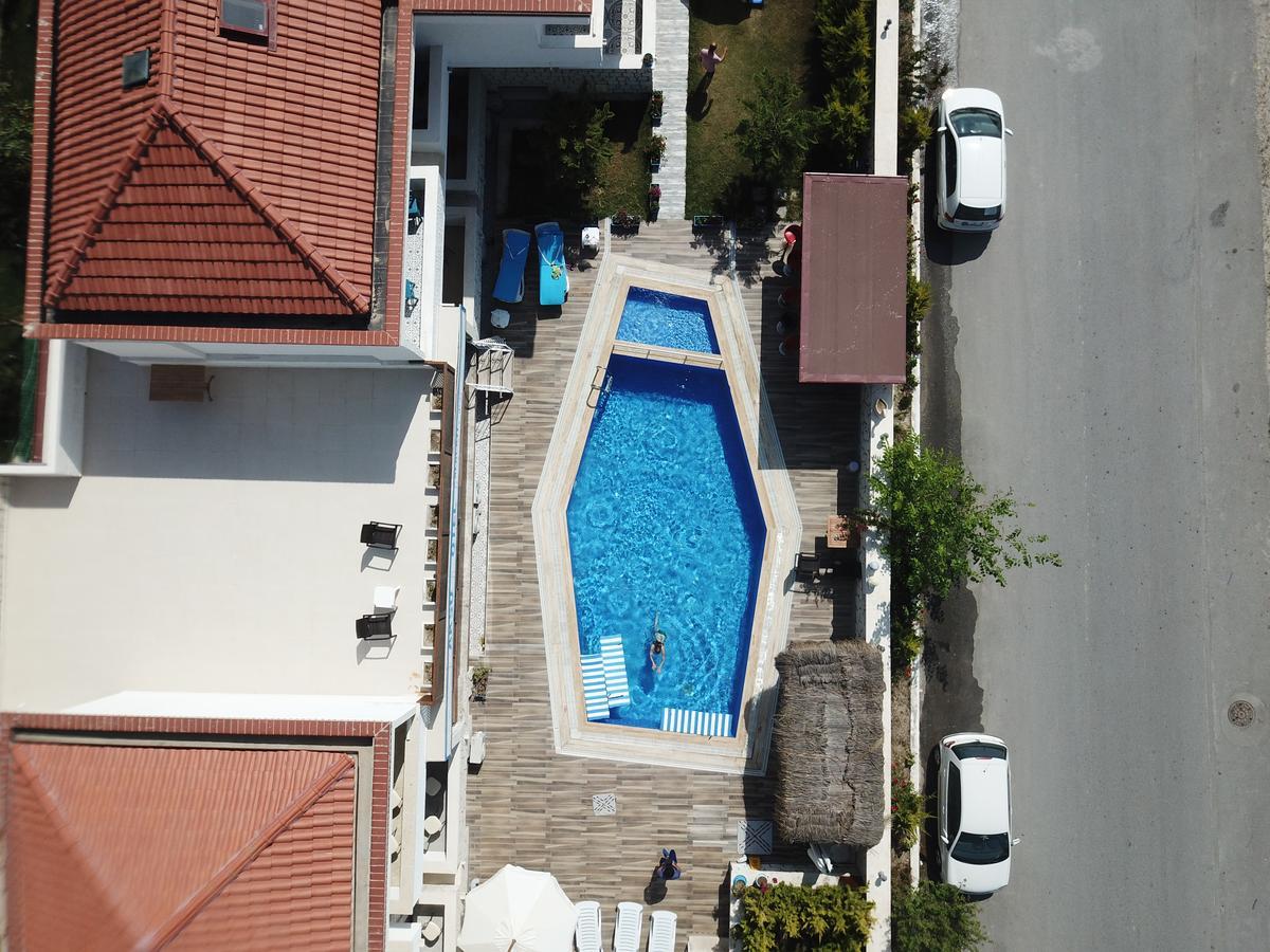 Aksu Hotel Алачати Экстерьер фото